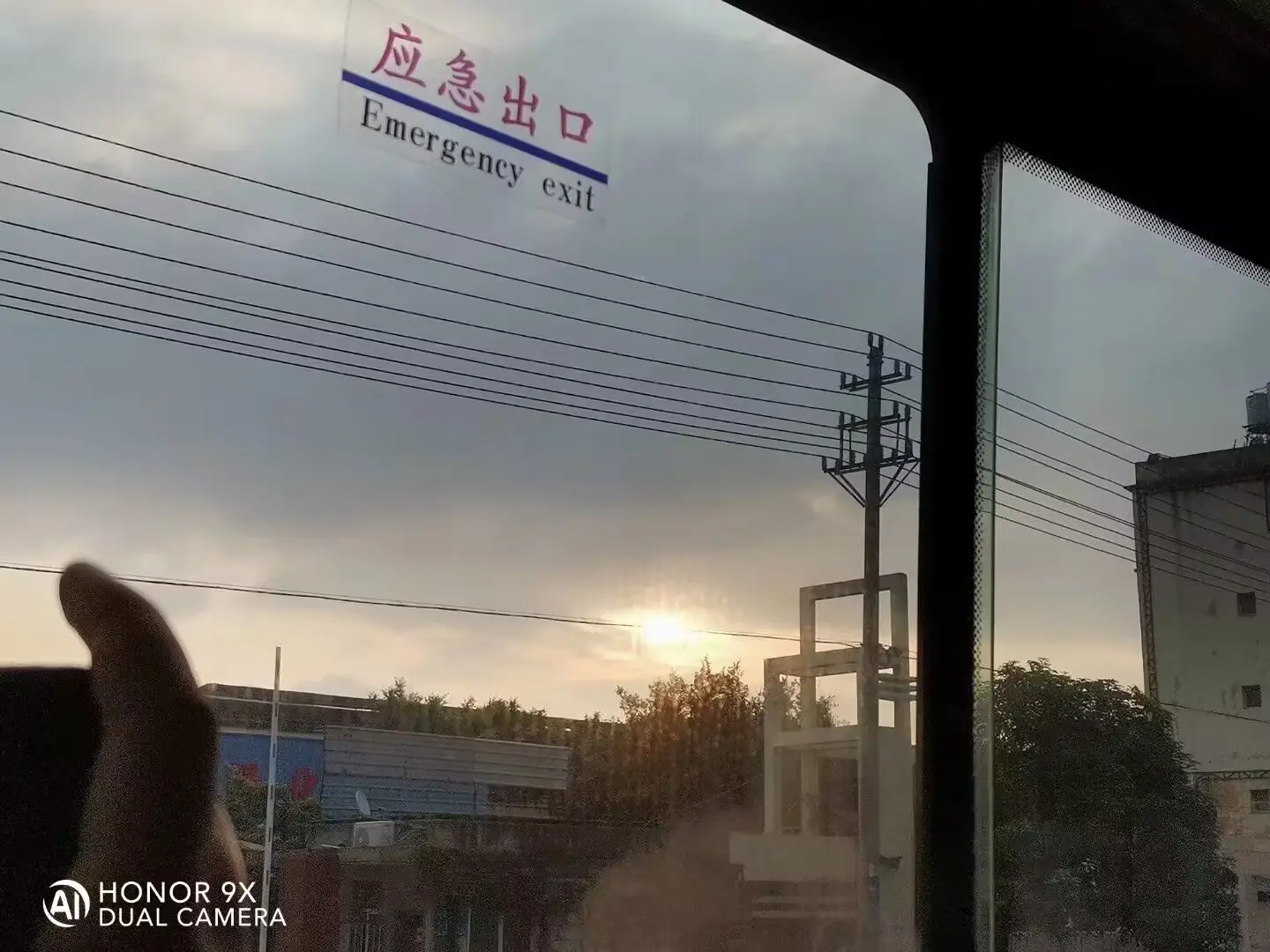 那年风都是暖的